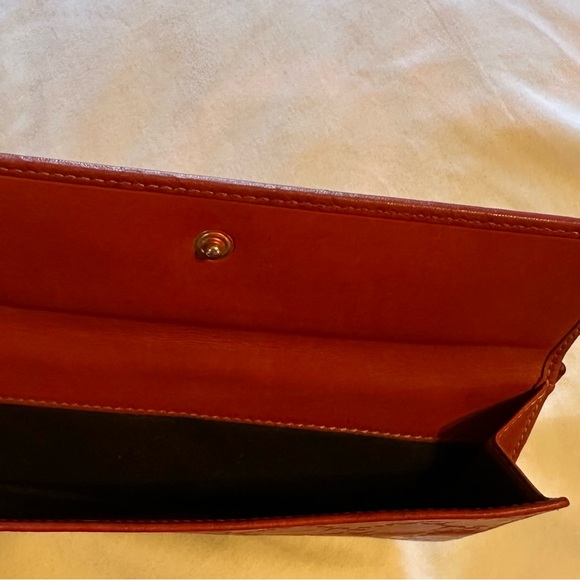Gucci women wallet used - Picture 4 of 9
